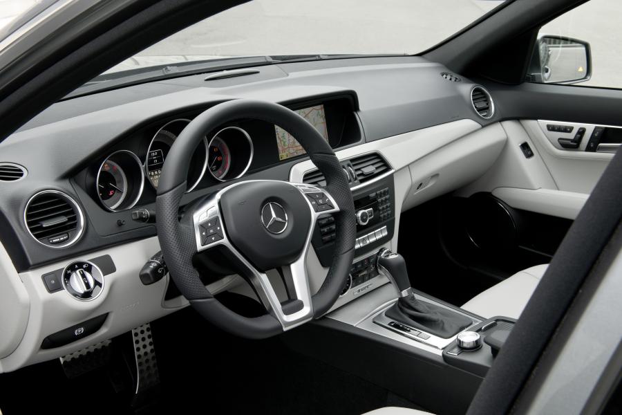  Mercedes-Benz C350 CDI Station Wagon 2011 года  (фото 4 из 21)